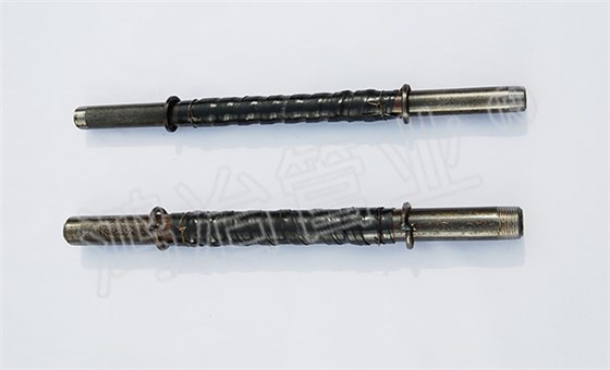 中部注浆器